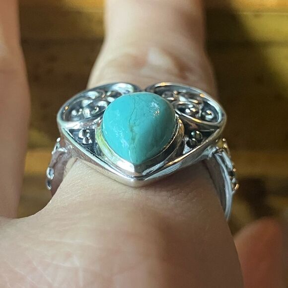 Natural Royston Turquoise Sterling Silver Heart Ring Size 8 - Picture 2 of 9